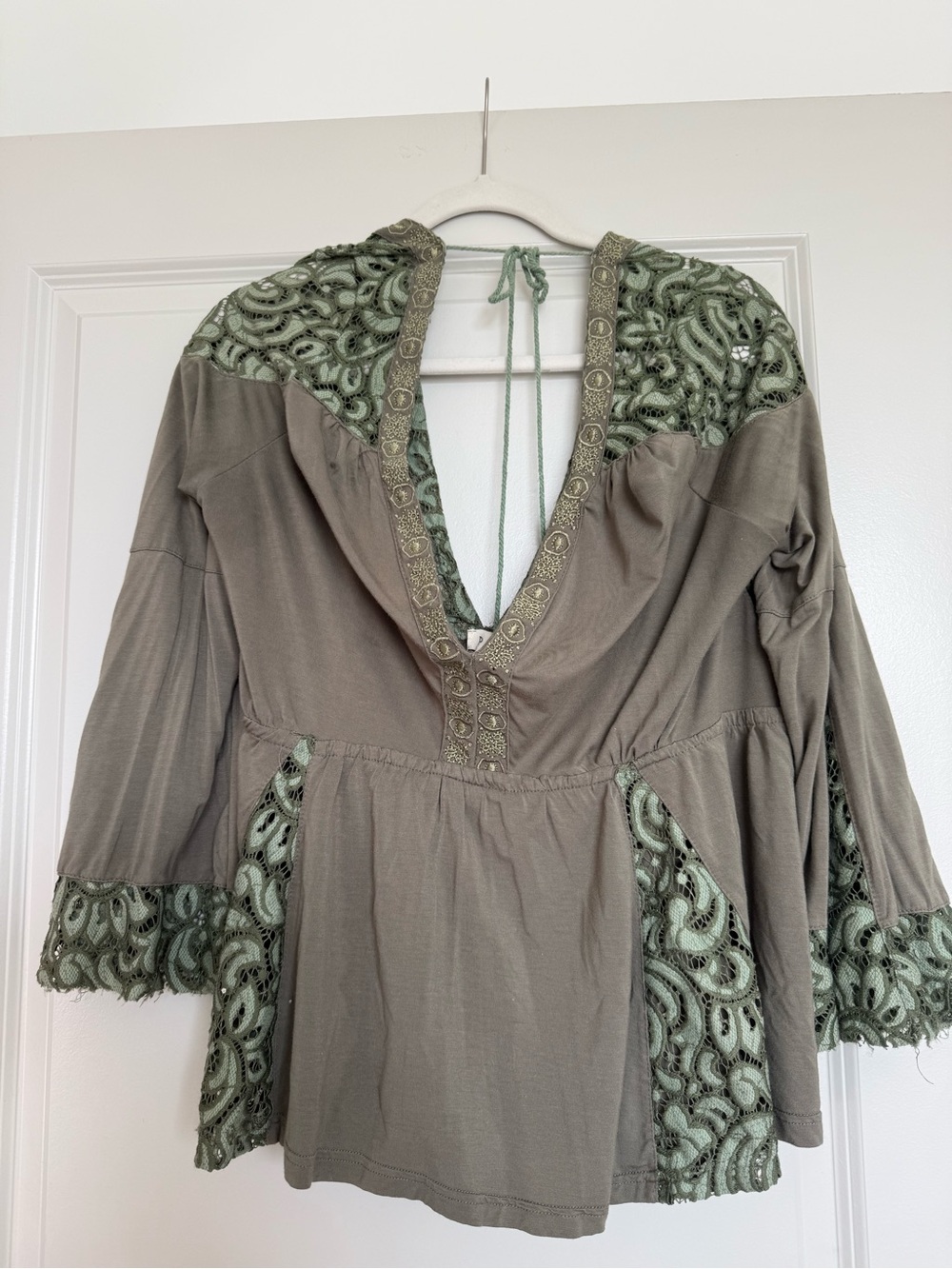 POL Olive Green Crochet V-Neck Blouse - Picture 2 of 3